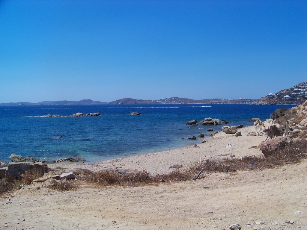 plage deserte à mykonos