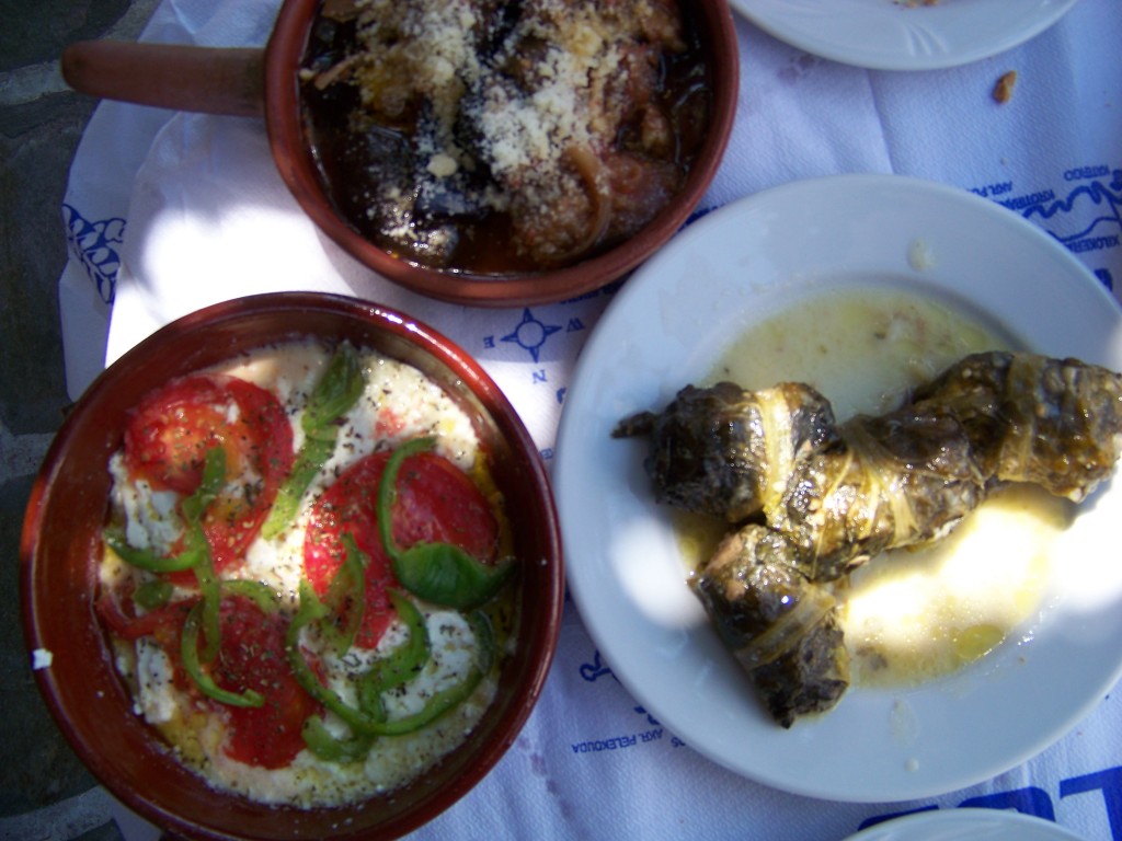 Menu à la Taverna et Ouzeri Plakiani Gonia à Milos